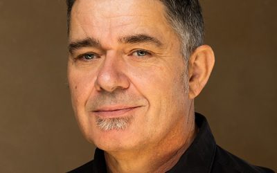 Leuchtturmprojekt Klimapositives Bauen. Ein Haus aus Holz, Stroh und Lehm